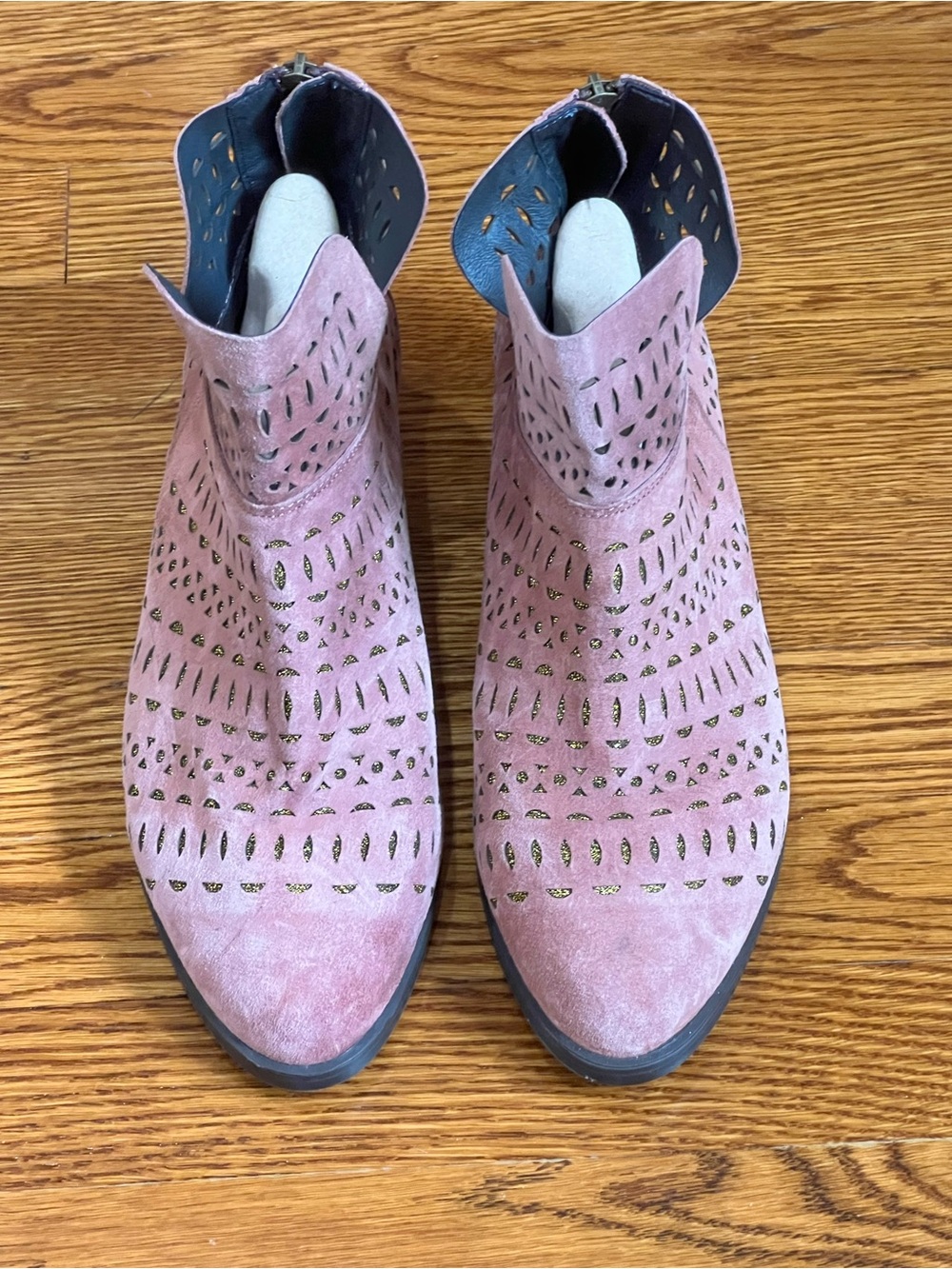Kanna Women's Mauve  Suede Perforated  With Sparkle Inlays Ankle Boots
